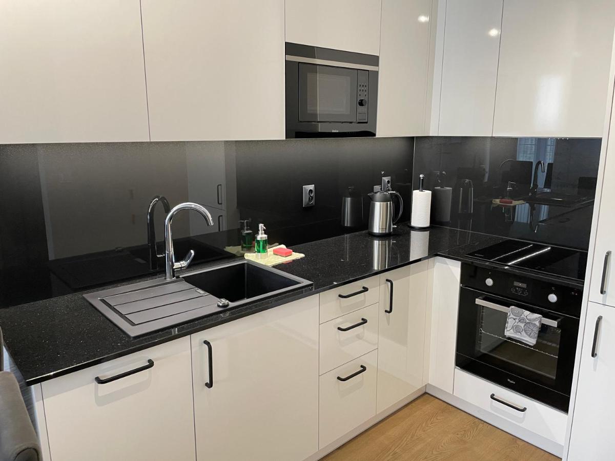 Apartamenty Magia Z Bezplatnym Parkingiem I Klimatyzacja Rzeszów Extérieur photo
