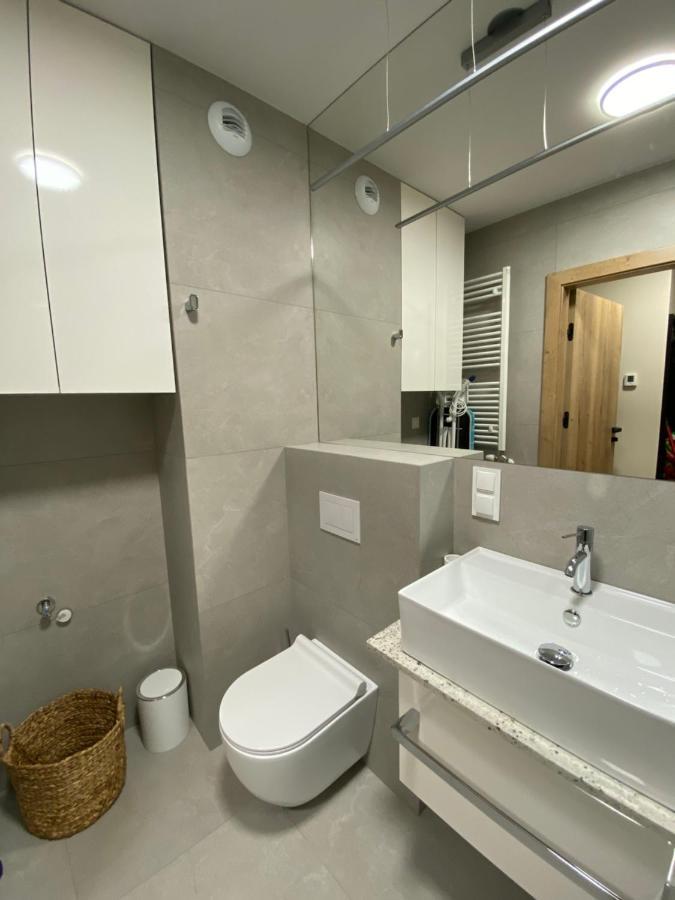 Apartamenty Magia Z Bezplatnym Parkingiem I Klimatyzacja Rzeszów Extérieur photo