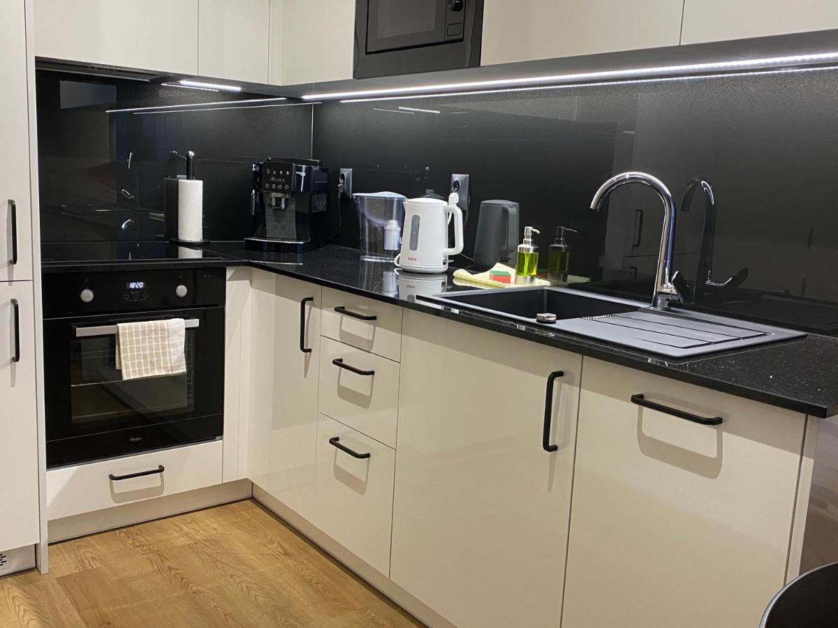 Apartamenty Magia Z Bezplatnym Parkingiem I Klimatyzacja Rzeszów Extérieur photo