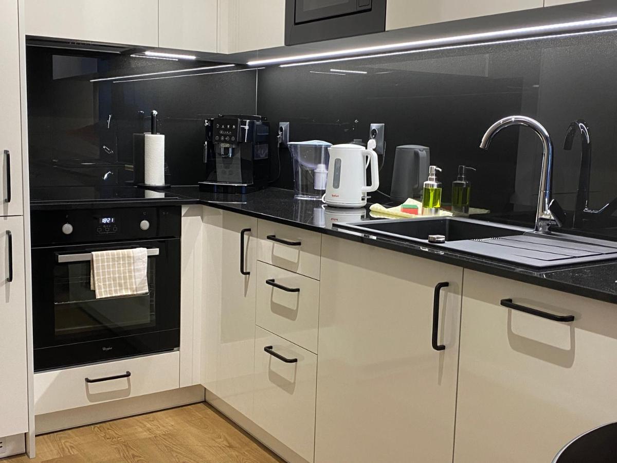 Apartamenty Magia Z Bezplatnym Parkingiem I Klimatyzacja Rzeszów Extérieur photo