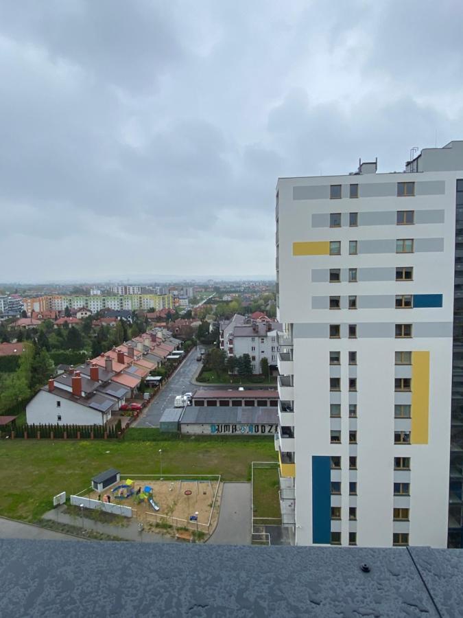 Apartamenty Magia Z Bezplatnym Parkingiem I Klimatyzacja Rzeszów Extérieur photo